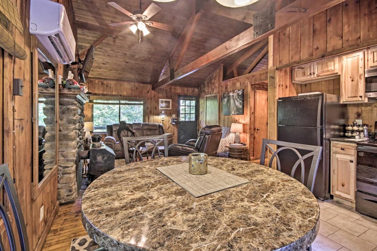 Secluded Stanardsville Cabin With 10 Acres And Hot Tub מראה חיצוני תמונה