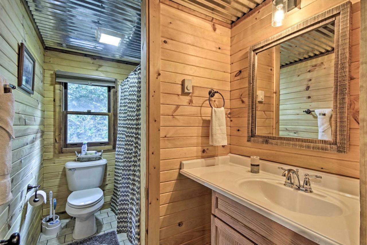 Secluded Stanardsville Cabin With 10 Acres And Hot Tub מראה חיצוני תמונה